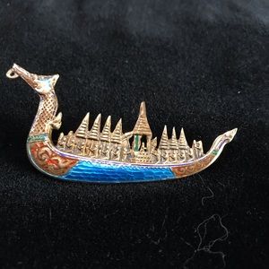 Nielloware dragon.  Vintage Siam pin. Gold tone